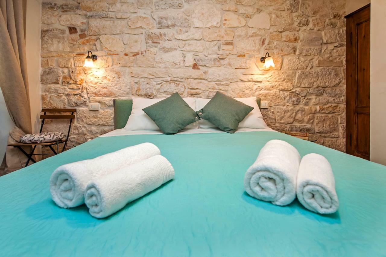 La Fondiaria Hotel Ровин Екстериор снимка