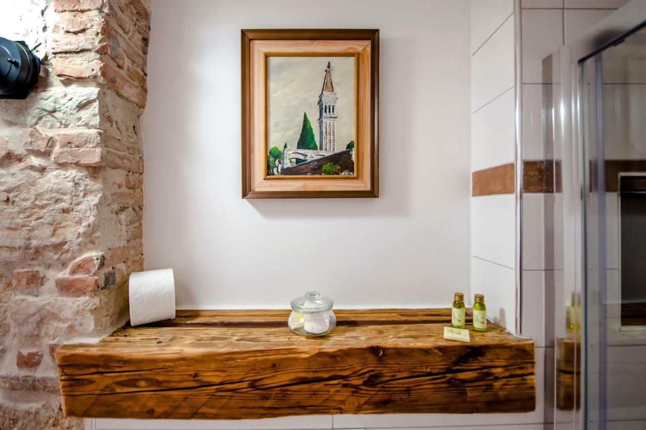 La Fondiaria Hotel Ровин Екстериор снимка